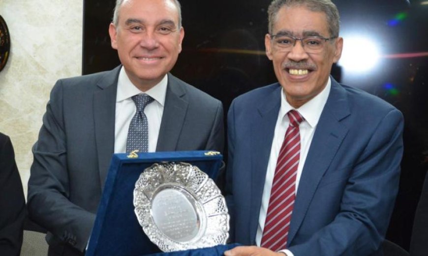 هيئة الاستعلامات تعقد أول اجتماع بعد إعادة تشكيلها وتكرم الوزير ضياء رشوان