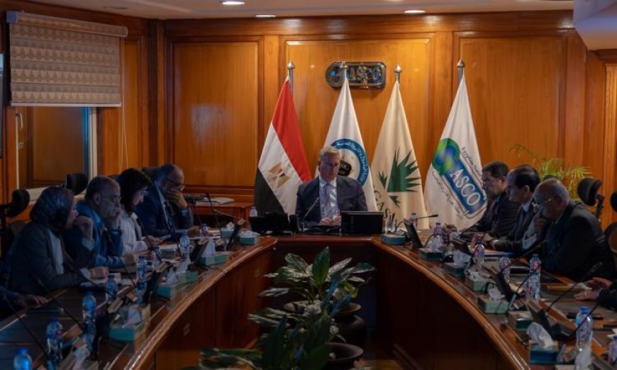 وزير البترول يدعو شركة ثروة لتبني استراتيجية مبتكرة لتعزيز البحث والإنتاج في قطاع الطاقة