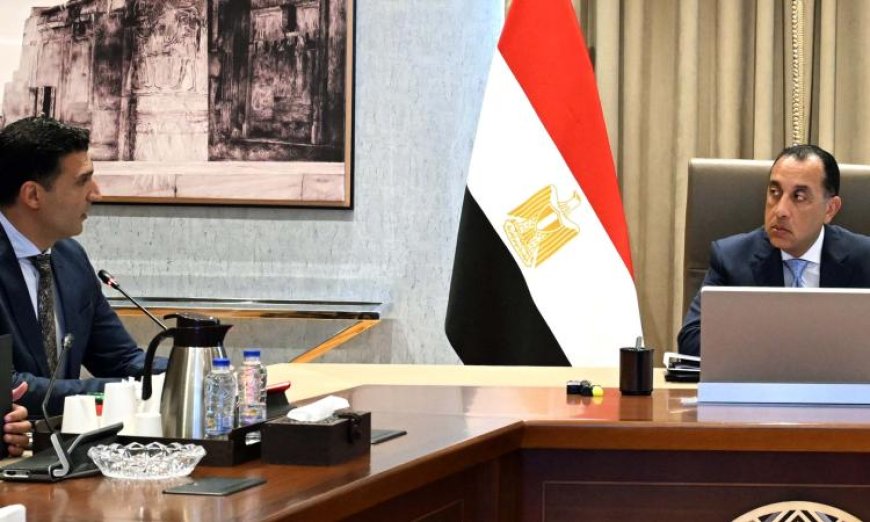 رئيس الوزراء يواصل متابعة تطورات البرنامج الوطني لدعم صناعة السيارات