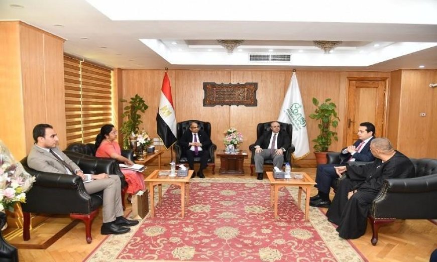 محافظ الفيوم يستقبل سفير سريلانكا في القاهرة لتعزيز التعاون التجاري والاقتصادي
