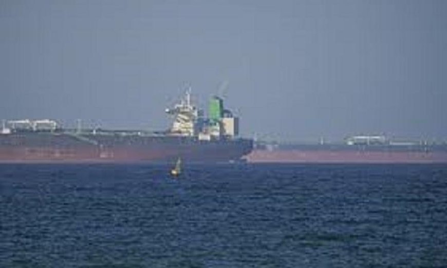 بريطانيا وفرنسا ترفضان التصعيد وتنسقان مشاورات عسكرية دولية لإعادة فتح مضيق هرمز