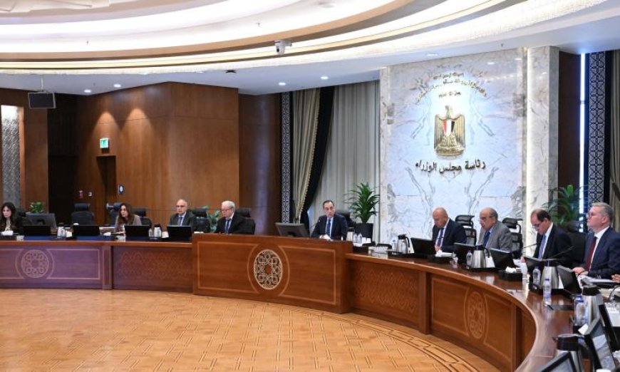 رئيس الوزراء يقود اجتماع المجلس الأعلى للطاقة لمناقشة استراتيجيات جديدة