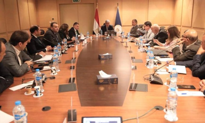 اجتماع وزير السياحة لاستكشاف فرص تطوير السياحة النيلية وزيادة الفوائد الاقتصادية