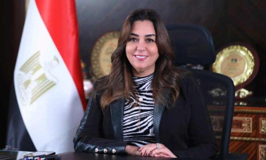 عوض تقدم التهاني لرئيس السيسي ورئيس الوزراء ووزير الدفاع بمناسبة تحرير سيناء