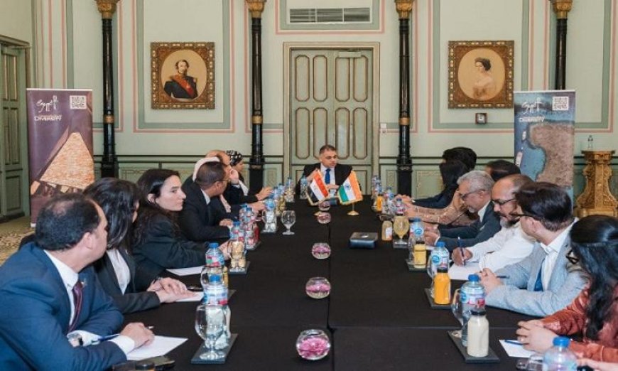 وفد من كبار منظمي حفلات الزفاف من الهند يزور السياحة والآثار في مصر