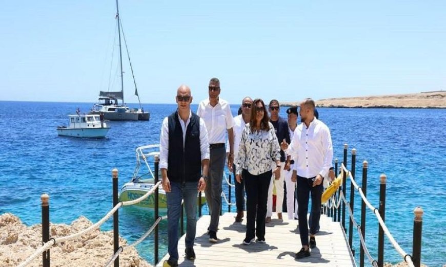 وزيرة التنمية المحلية والبيئة تؤكد أهمية الرقابة على مخلفات المراكب السياحية في شرم الشيخ