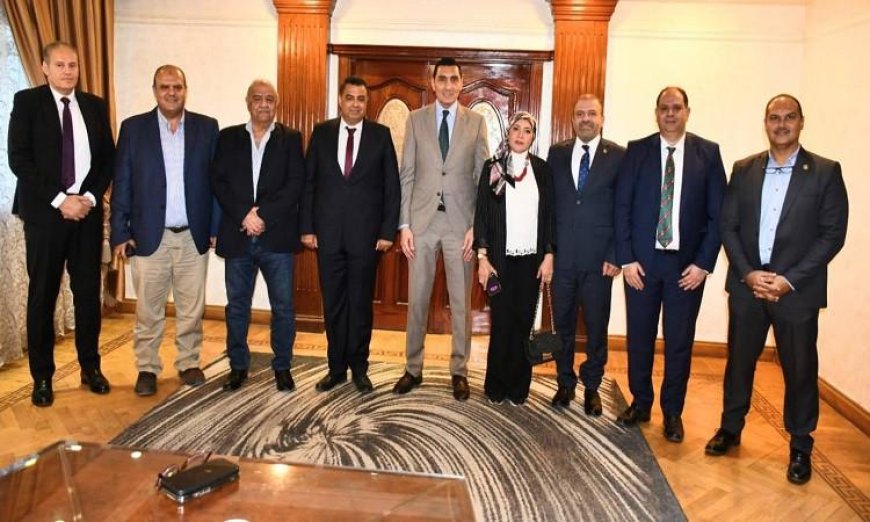 اجتماع وزير الرياضة مع الاتحاد المصري للقوس والسهم لمناقشة استراتيجية المستقبل
