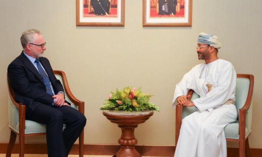 سلطنة عمان وكندا تناقشان القضايا والتطورات الإقليمية والدولية المهمة
