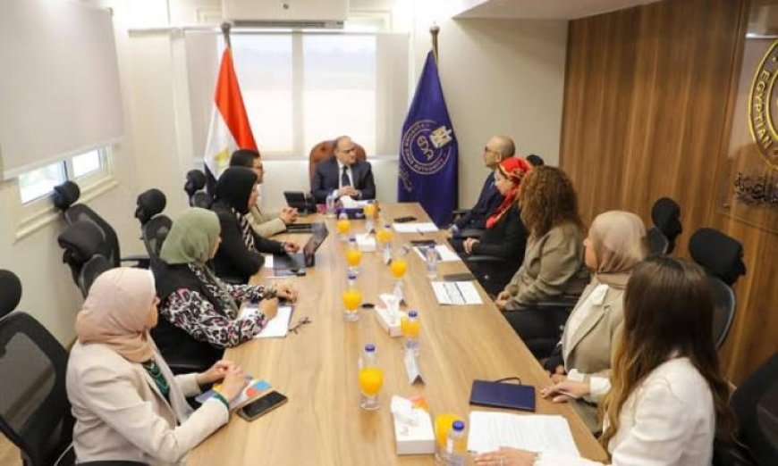 رئيس هيئة الدواء يجتمع مع فايزر لتعزيز استثمارات القطاع الدوائي في خطوة مستقبلية هامة