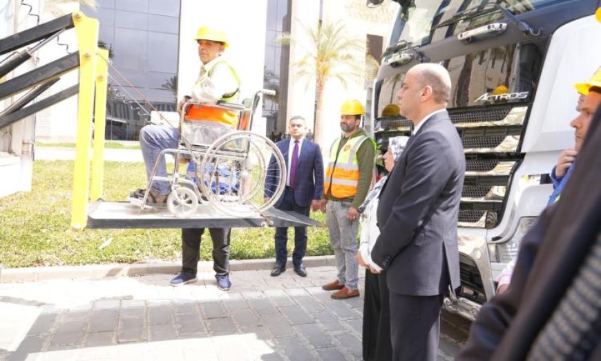 إطلاق 4 وحدات تدريب مهني متنقلة جديدة من قبل وزير العمل بدعم من عمال الوزارة