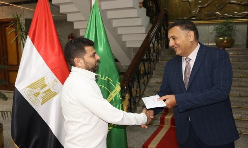 محافظ القليوبية يقدم مساعدات مالية عاجلة لدعم ثلاث حالات إنسانية حرجة