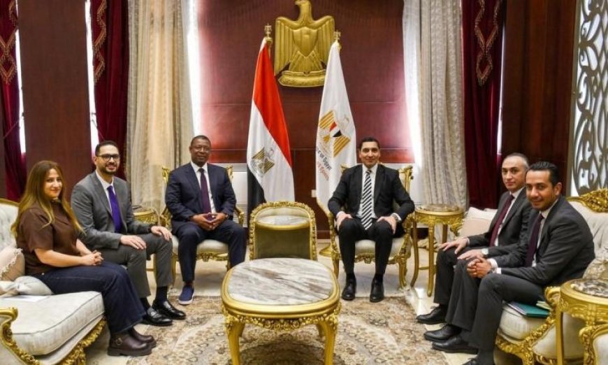 وزير الشباب والرياضة يجتمع برئيس الاتحاد الأفريقي للجودو لتعزيز التعاون المشترك