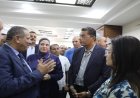 محافظ البحر الأحمر يزور القافلة الطبية للجامعة البريطانية في الغردقة ويتفقد خدماتها الصحية