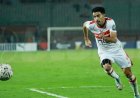 عمر جابر يتلقى جلسة علاجية مهمة في معسكر الزمالك ببرج العرب