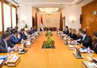 وزير الخارجية يلتقي رجال أعمال مصريين في أفريقيا لتعزيز العلاقات الاقتصادية والنشاط التجاري