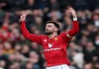 برونو فرنانديز يتوج بلقب لاعب العام في إنجلترا لعام 2023