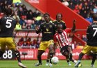 ساندرلاند يحقق تعادلاً مثيراً أمام مانشستر يونايتد في الدوري الإنجليزي الممتاز