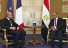 وزير الخارجية يثني على عمق العلاقات مع فرنسا في لقاء مع نظيره الفرنسي