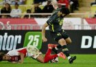 هدف عكسي ي 결정 قمة موناكو وليل في الدوري الفرنسي بشكل مثير
