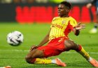 المهاجم المالي مامادو سانجاري يفوز بجائزة أفضل لاعب أفريقي في الدوري الفرنسي