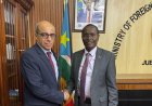 وزير خارجية جنوب السودان يلتقي السفير المصري في جوبا لتعزيز العلاقات الثنائية