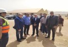 نائب وزير النقل ورئيس هيئة موانئ البحر الأحمر يقومان بجولة تفقدية في ميناء سفاجا