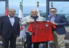 أبو ريدة يرحب بالسفير الكندي في مقر اتحاد كرة القدم