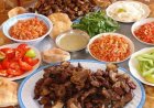 خبير من القومي للبحوث ينبه إلى مخاطر الإفراط في تناول الطعام خلال عيد الأضحى