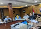 وكيل تعليم القليوبية يراقب امتحانات الدبلومات الفنية لضمان سيرها بشكل سلس