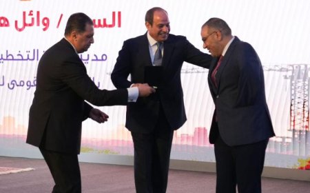 القومي للأشخاص ذوي الإعاقة يحتفي بتكريم أحد أفراده المميزين في احتفالات عيد العمال