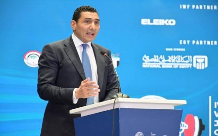 وزير الشباب يطلق بطولة العالم لرفع الأثقال للناشئين والناشئات في الإسماعيلية