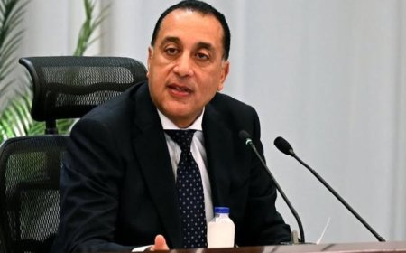 رئيس الوزراء يعزز التزام الدولة بخلق بيئة استثمارية مستقرة وجاذبة للمستثمرين