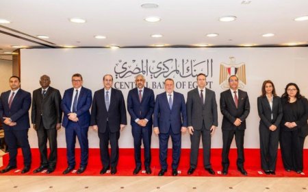 محافظ البنك المركزي يناقش تعزيز التعاون مع رئيس بنك التنمية الإفريقي