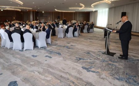 وزير النقل يناقش آفاق التعاون مع رؤساء ووفود اتحادات غرف التجارة والصناعة العربية