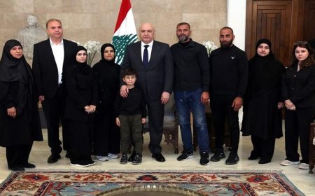 الرئيس اللبناني يندد باستهداف عمال المياه والإغاثة كخرق واضح للقوانين الدولية
