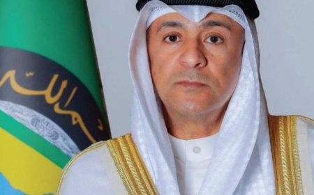 أمين التعاون الخليجي يندد بالهجوم على ناقلة إماراتية في مضيق هرمز