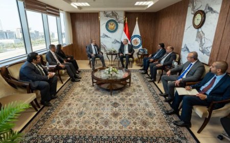 وزير البترول يراقب تقدم تنفيذ مشروع مجمع الأسمدة الفوسفاتية وحمض الفوسفوريك في العين السخنة