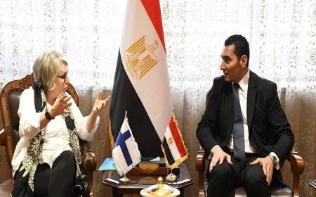 وزير الشباب والرياضة يناقش مع سفيرة فنلندا تعزيز التعاون في المجالات الرياضية