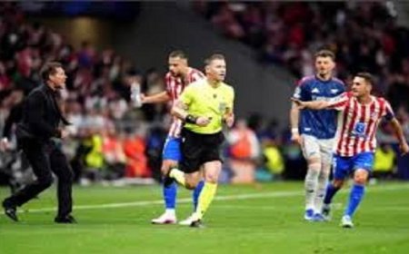 جدل تحكيمي يثير الانتباه في مباراة أرسنال وأتلتيكو مدريد بنصف نهائي دوري أبطال أوروبا