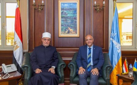 المفتي ومحافظ الإسكندرية يناقشان إطلاق فرع جديد للإفتاء مع وحدات للإرشاد الزواجي