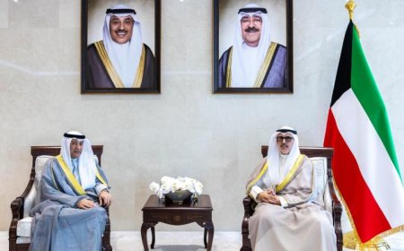 وزير خارجية الكويت وأمين مجلس التعاون يناقشان سبل تعزيز التعاون الخليجي ودعم العمل المشترك