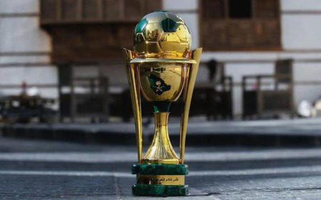 الهلال يواجه الخلود في نهائي كأس خادم الحرمين الشريفين في مباراة تاريخية