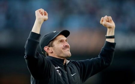 فرايبورج يحقق إنجازاً كبيراً بفوزه على براجا 3-1 رغم النقص العددي ويتأهل لنهائي الدوري الأوروبي