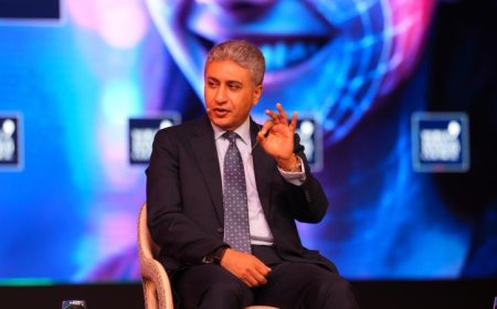 مصر تboost رحلات الطيران الوافدة لتعزيز السياحة في المقصد المصري وفقًا لشريف فتحي
