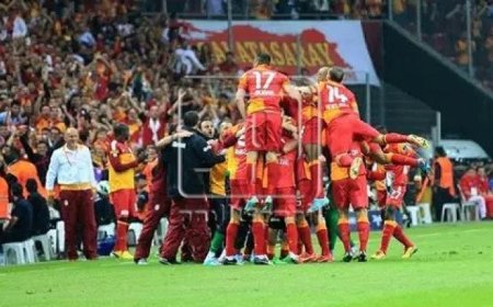 جالاتا سراي يتوج بلقب الدوري التركي ويعزز هيمنته التاريخية بفوز كبير
