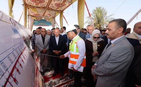 وزير النقل يطلق التشغيل التجريبي لكوبري مزلقان أبو شوشة في قنا