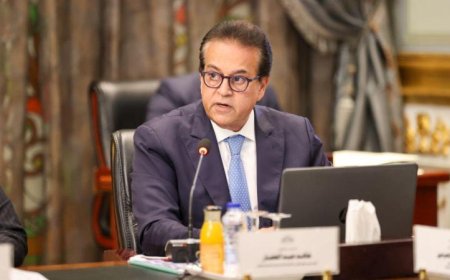 وزير الصحة يشير إلى تراجع كبير في معدلات وفيات أمراض وأورام الكبد