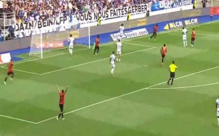 أوكسير يحقق انتصاراً مهماً على نيس في الدوري الفرنسي