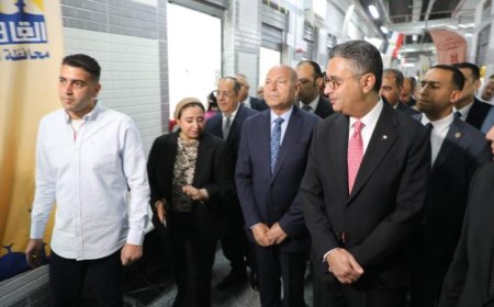 الوزير يقوم بجولة تفقدية للخط الثاني من القطار الكهربائي السريع بين ديروط والأقصر