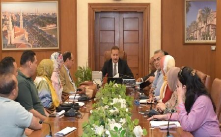 محافظ بورسعيد يشرف على التحضيرات الأخيرة لافتتاح كوبري النصر الجديد